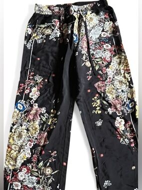 🌸 Philosophy Black Wide Leg Floral Pants